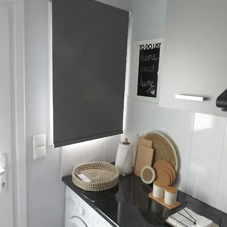 Casa Syra Apartment